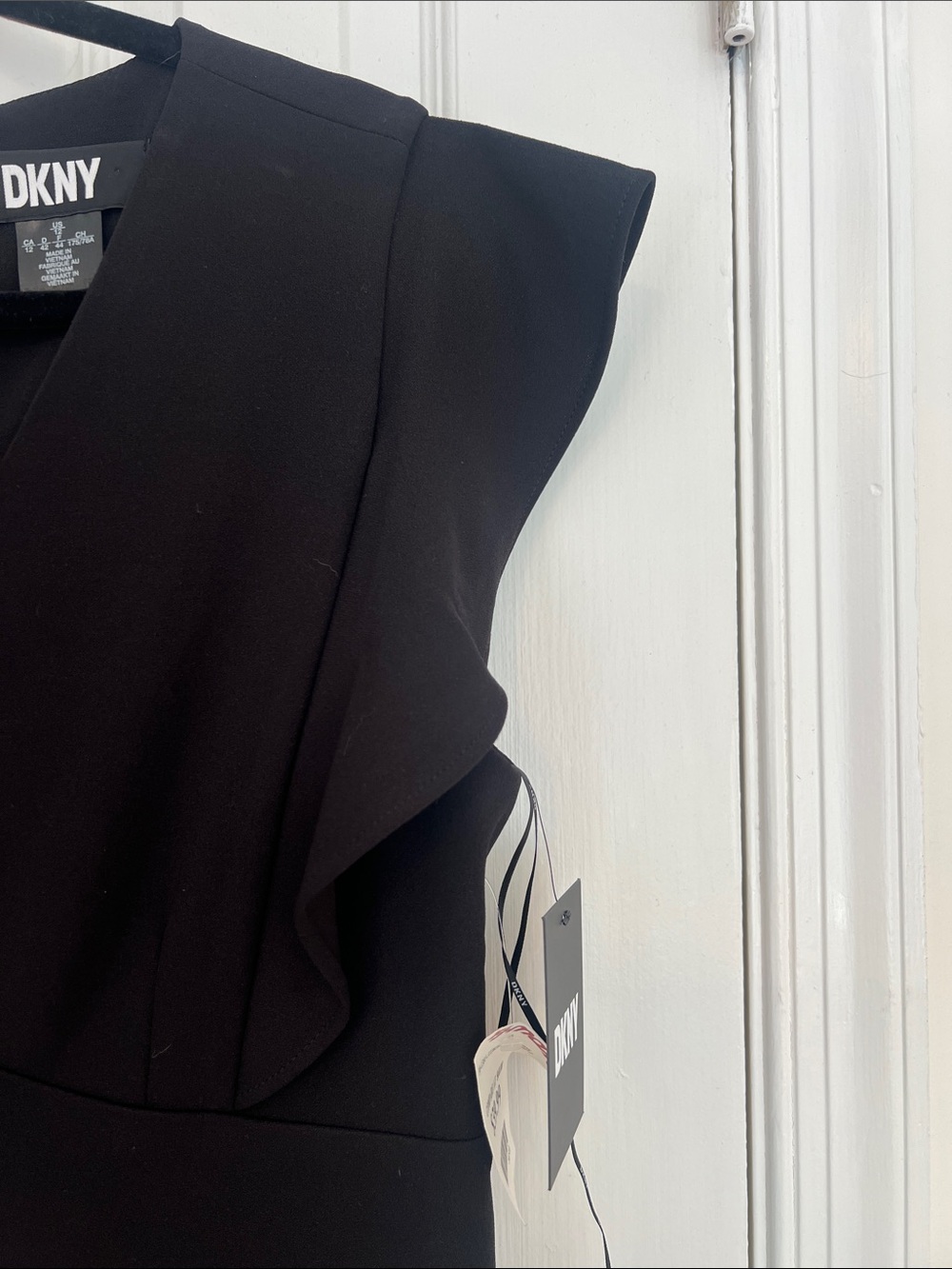 NWT | DKNY Black V-Neck Flutter-Sleeve Jumpsuit - Picture 4 of 10